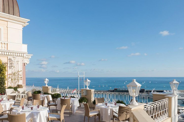 モンテカルロ：　エルミタージュ　Hotel Hermitage Monte-Carlo